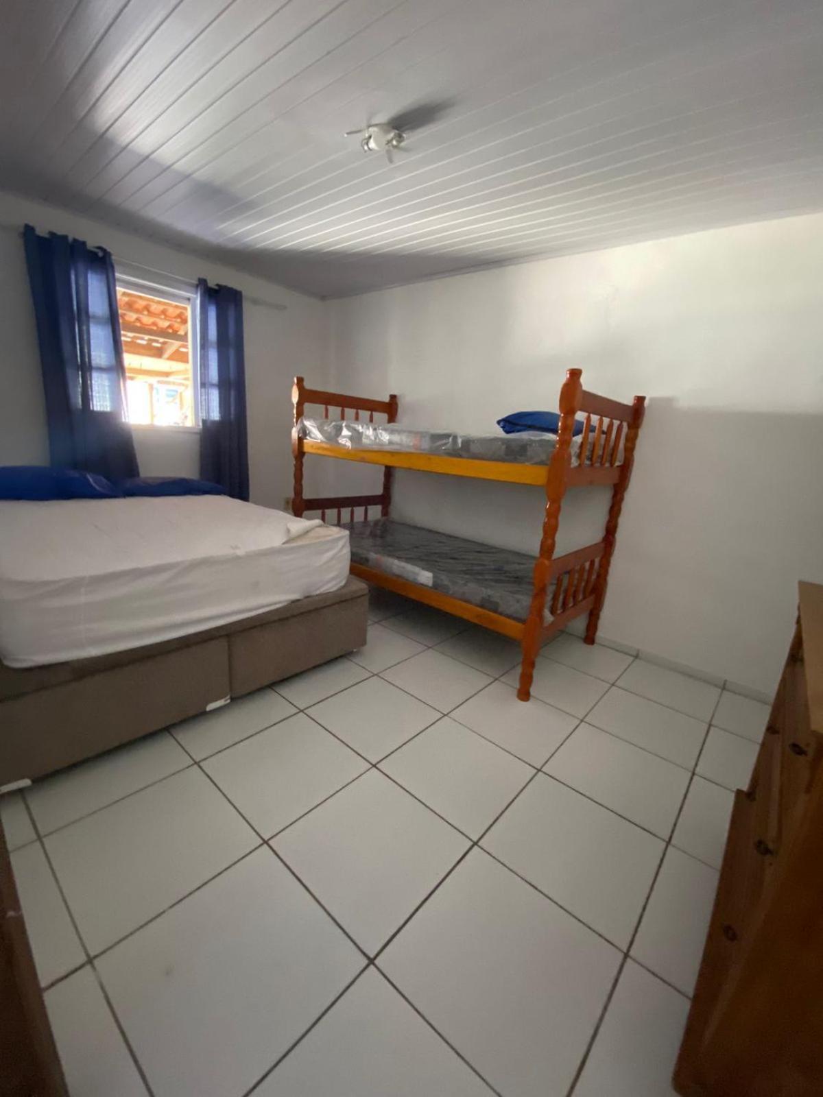 Casa Por Dia Zidas 度假居 *